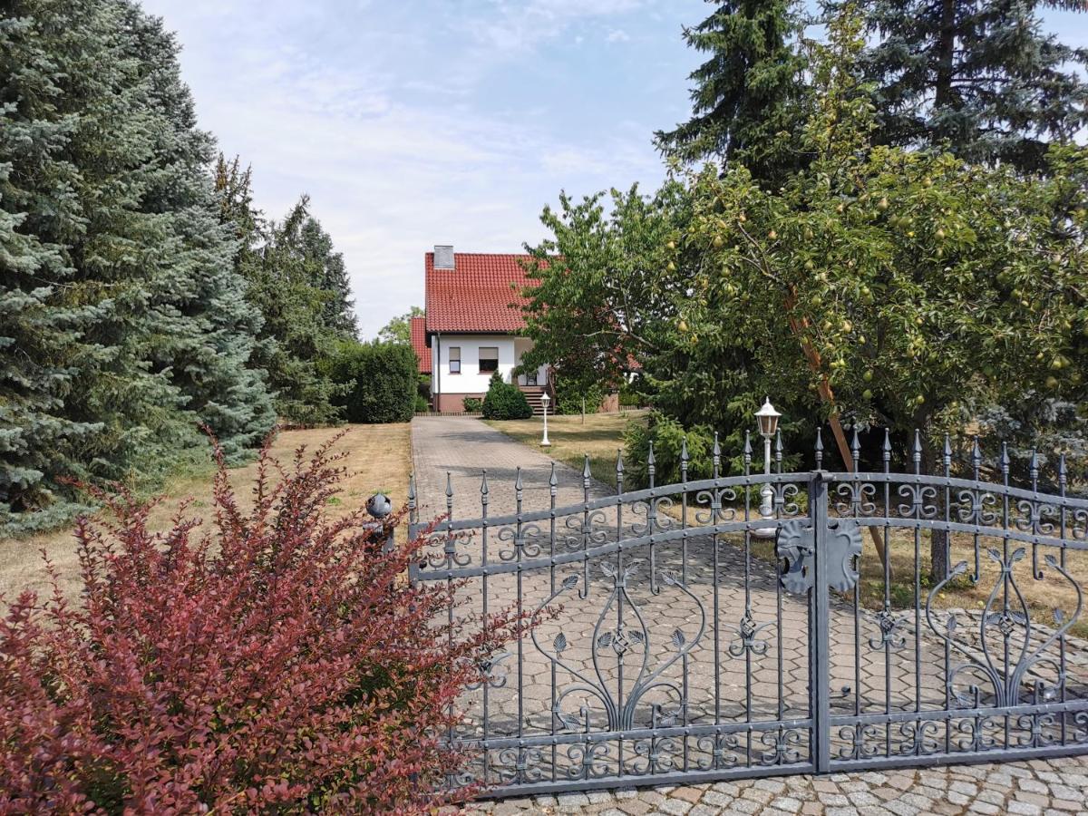 Ferienhaus Rosenhof Glaubitz Bagian luar foto